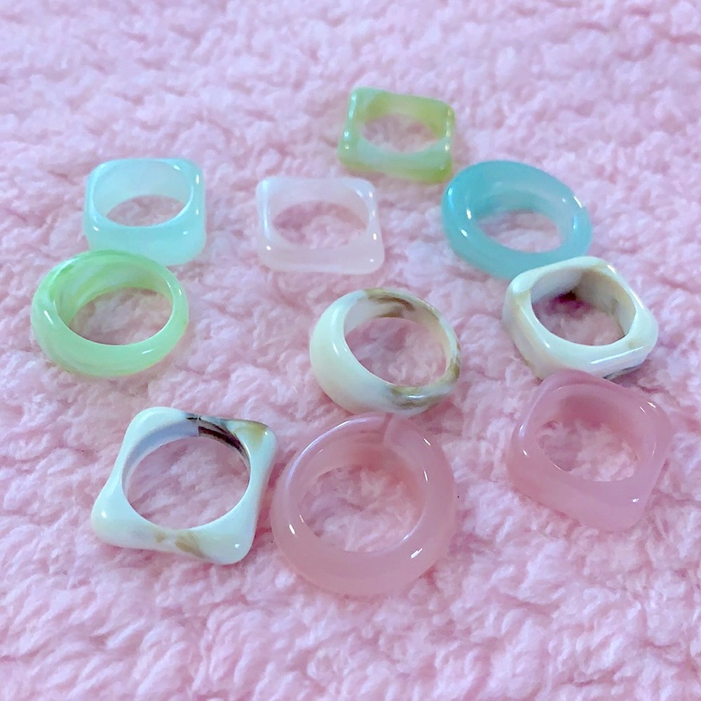 New 10pc Stylish Pastel Fashion Rings Jewelry Bundle, Stackable Rings - Picture 7 of 15